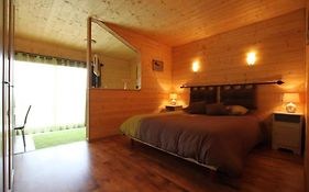 Ecolodge Les Sentiers Du Lac - Domaine De La Gaia